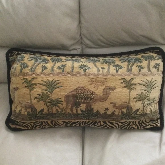 Borgata Tapestry Desert Scene Rectangular Lumbar Decorative Pillow - Picture 3 of 8